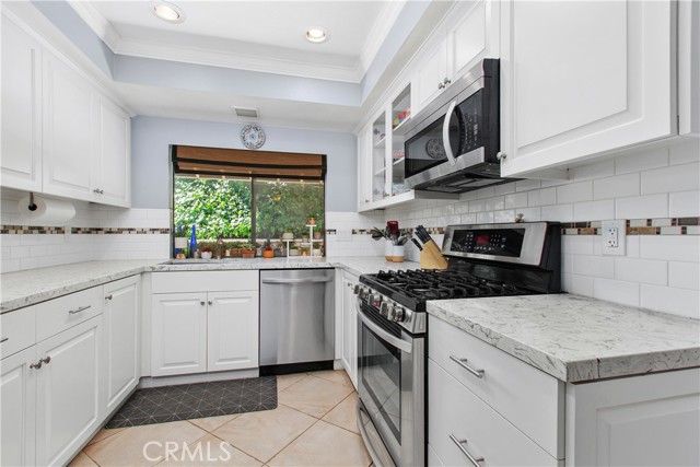 Image 18 of 41 For 1451 Trenton Drive