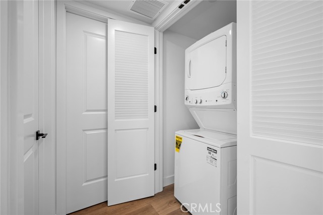 Detail Gallery Image 14 of 18 For 10657 Moorpark St #205,  North Hollywood,  CA 91602 - 1 Beds | 1 Baths