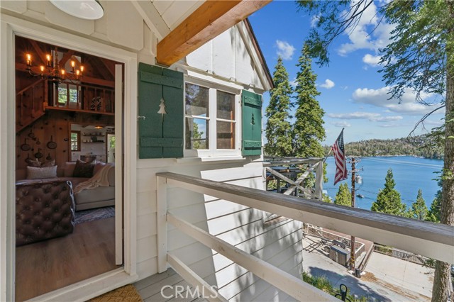28901 Palisades, Lake Arrowhead, CA 92352
