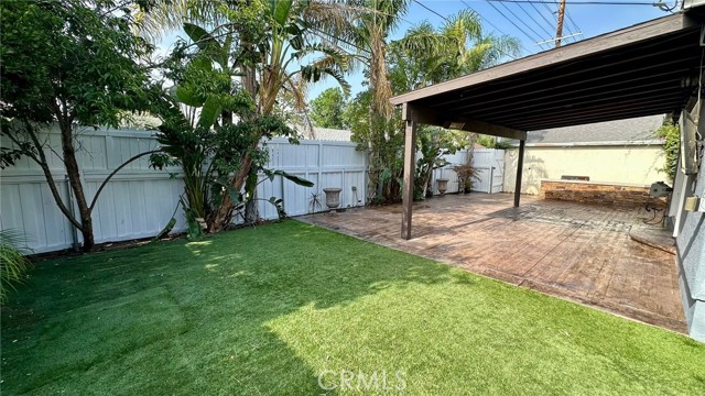 Detail Gallery Image 2 of 22 For 23012 Gilmore St, West Hills,  CA 91307 - 4 Beds | 2 Baths