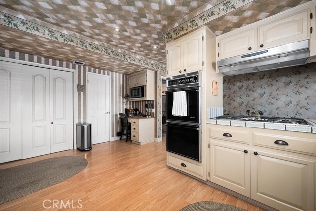 Detail Gallery Image 26 of 55 For 10253 Hopeland, Downey,  CA 90241 - 3 Beds | 2/1 Baths