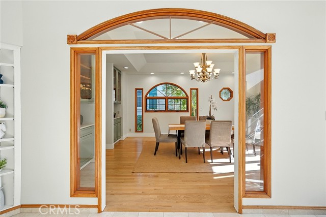 1210 Los Altos Avenue, Long Beach CA: https://media.crmls.org/medias/9d6308de-b7fa-4127-85c4-a1a1b4fb346d.jpg