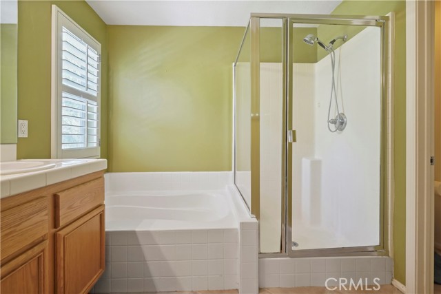 28445 Silverking Trail, Saugus CA: https://media.crmls.org/medias/9d63488d-6c50-4c8f-9110-85c671c8f06a.jpg