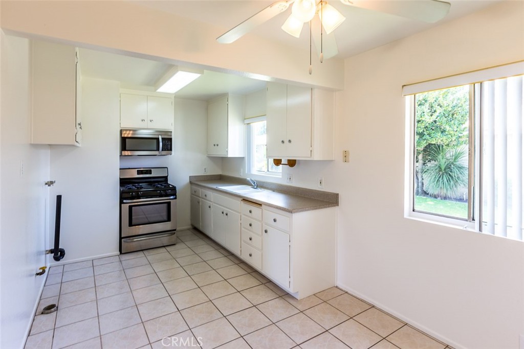 MLS #OC26168756 image #32