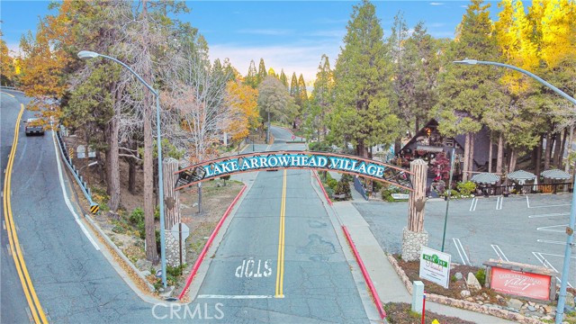 Detail Gallery Image 33 of 33 For 932 Lucerne Ln #6,  Lake Arrowhead,  CA 92352 - 3 Beds | 2 Baths