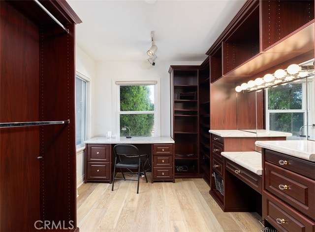 Detail Gallery Image 15 of 31 For 917 Rembrandt Dr, Laguna Beach,  CA 92651 - 3 Beds | 2 Baths