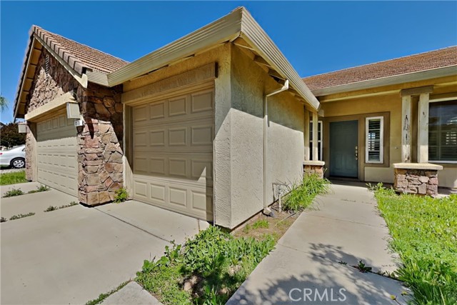 Detail Gallery Image 4 of 75 For 1573 Esplanade Dr, Merced,  CA 95348 - 4 Beds | 2 Baths
