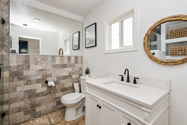 Detail Gallery Image 8 of 50 For 27559 Monroe Ave, Menifee,  CA 92585 - 4 Beds | 1/1 Baths