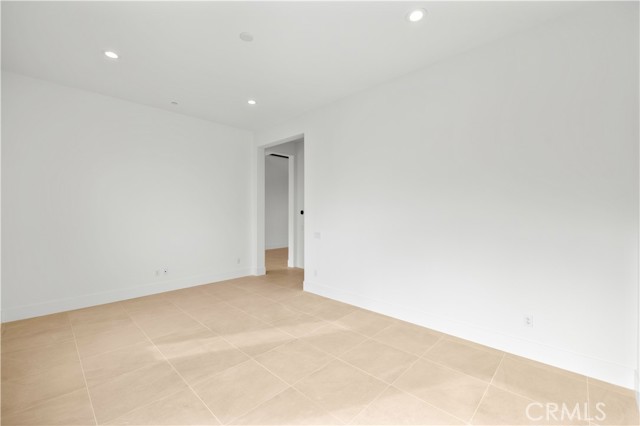 11914 N CHURCHILL WAY, Porter Ranch CA: https://media.crmls.org/medias/9d64979b-7305-4bb2-8e91-45dfa7fc38eb.jpg