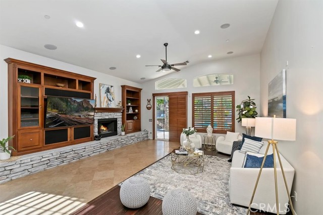 Detail Gallery Image 34 of 72 For 229 Oldenburg Ln, Norco,  CA 92860 - 4 Beds | 3 Baths