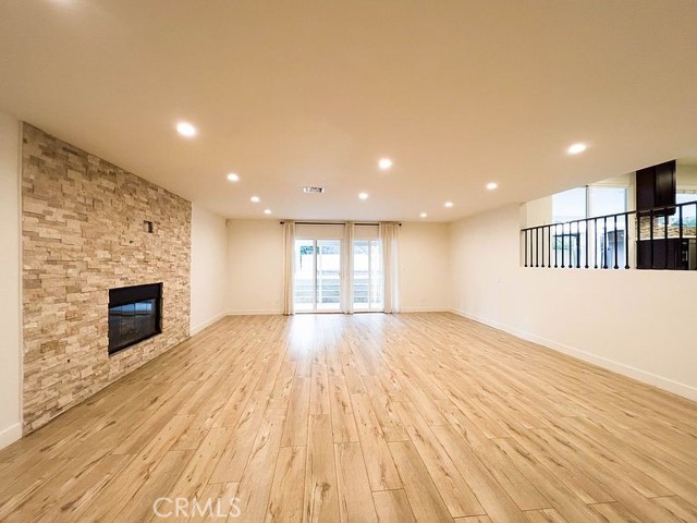 12585 Byron Avenue, Granada Hills CA: https://media.crmls.org/medias/9d672e15-08f7-4ada-891f-d53deb09dff0.jpg