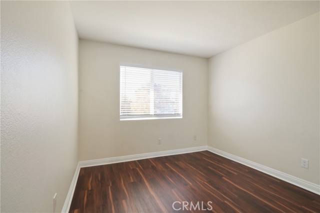 Detail Gallery Image 17 of 20 For 2475 Water, Corona,  CA 92882 - 3 Beds | 2/1 Baths