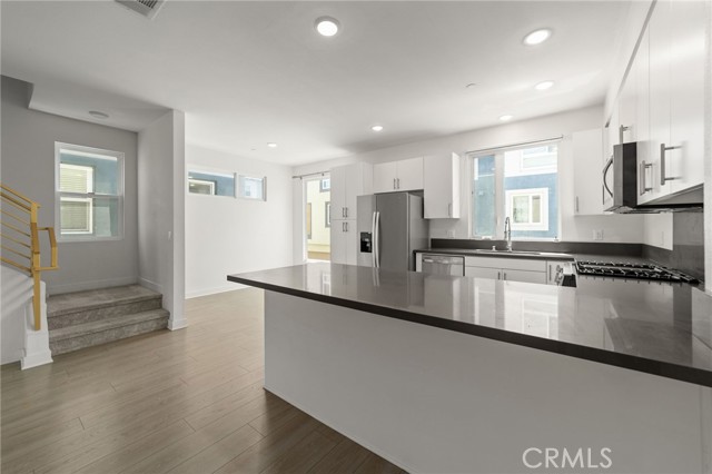 2581 Arvia Street, Los Angeles CA: https://media.crmls.org/medias/9d6860d3-ad59-438f-ac60-463de12d53a0.jpg