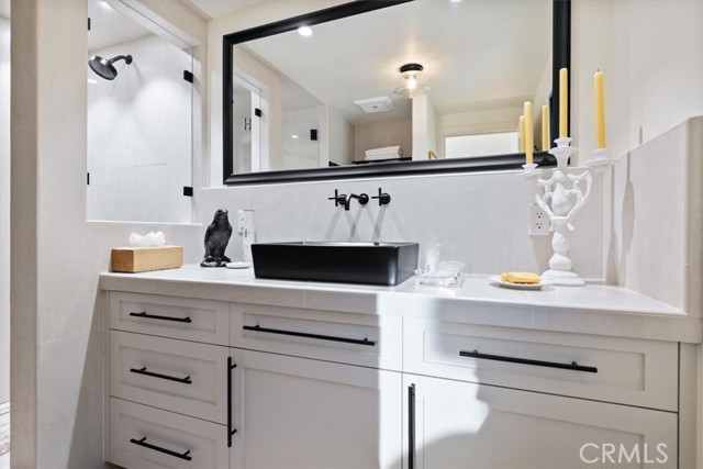 Image 58 of 70 For 2107 Sherwood Drive