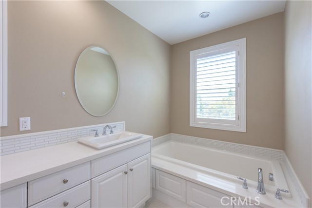 Detail Gallery Image 36 of 47 For 102 Diamondback, Irvine,  CA 92618 - 4 Beds | 4 Baths