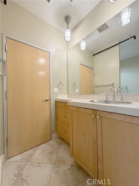 Detail Gallery Image 39 of 50 For 665 N Poinsettia St, Santa Ana,  CA 92701 - 1 Beds | 2/1 Baths