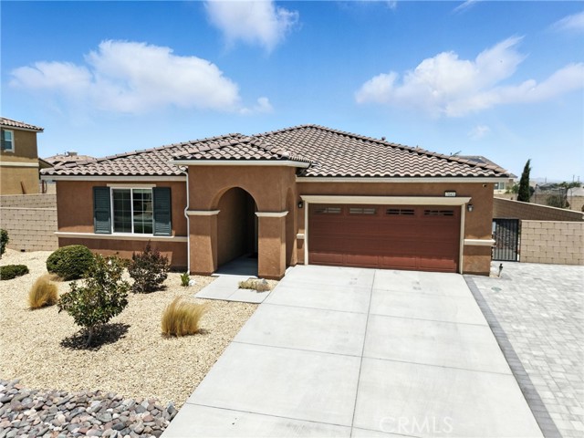 7043 W Avenue L5, Lancaster CA: https://media.crmls.org/medias/9d6a98da-bb2b-483f-a944-92d6d57b9983.jpg