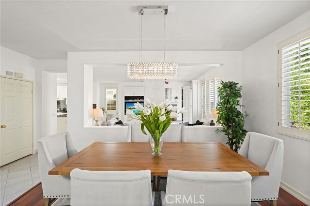 Detail Gallery Image 15 of 71 For 22601 Gault St, West Hills,  CA 91307 - 5 Beds | 3 Baths