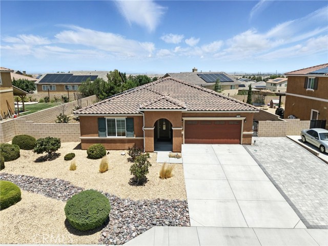 7043 W Avenue L5, Lancaster CA: https://media.crmls.org/medias/9d6b9848-3997-42d9-8338-1e27a5f63638.jpg