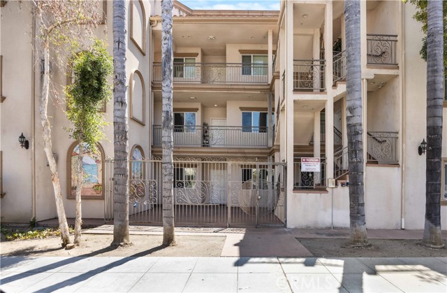 Detail Gallery Image 19 of 19 For 565 E San Jose Ave #204,  Burbank,  CA 91501 - 2 Beds | 3 Baths