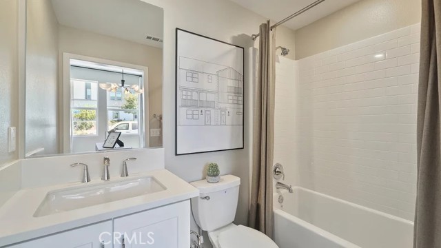Detail Gallery Image 16 of 23 For 26859 Serif Pl, Valencia,  CA 91381 - 3 Beds | 3/1 Baths