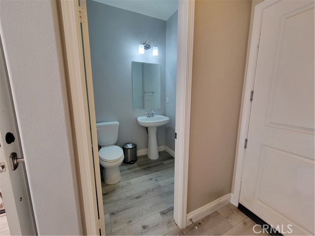 56 Linden Lane, Temple City CA: https://media.crmls.org/medias/9d6d2e83-322e-46a5-8413-51282b477153.jpg