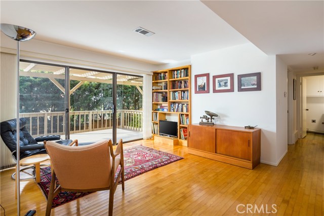 1315 Via Zumaya, Palos Verdes Estates, California 90274, 5 Bedrooms Bedrooms, ,3 BathroomsBathrooms,Residential,Sold,Via Zumaya,PV17039803