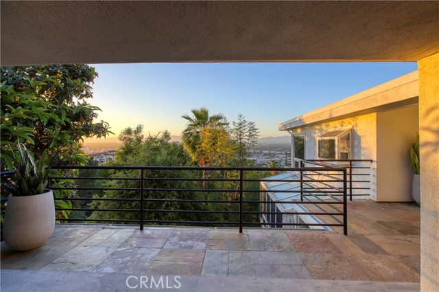 3863 Sherwood Place, Sherman Oaks CA: https://media.crmls.org/medias/9d6db1dd-9fa8-47c4-9876-b9a9e6da5319.jpg