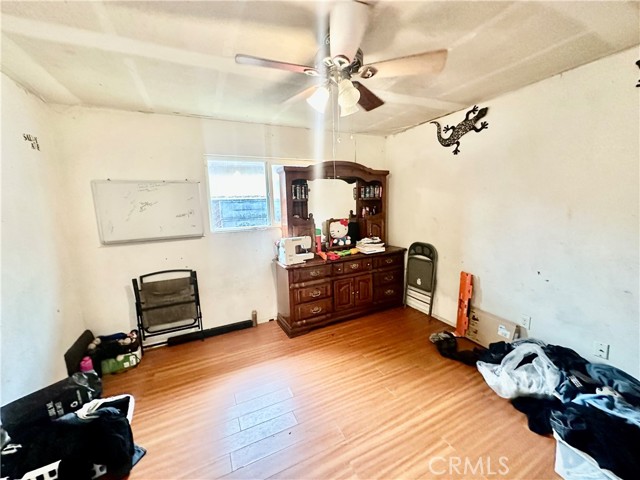 Detail Gallery Image 15 of 17 For 304 N Channing, Fresno,  CA 93706 - 3 Beds | 1 Baths