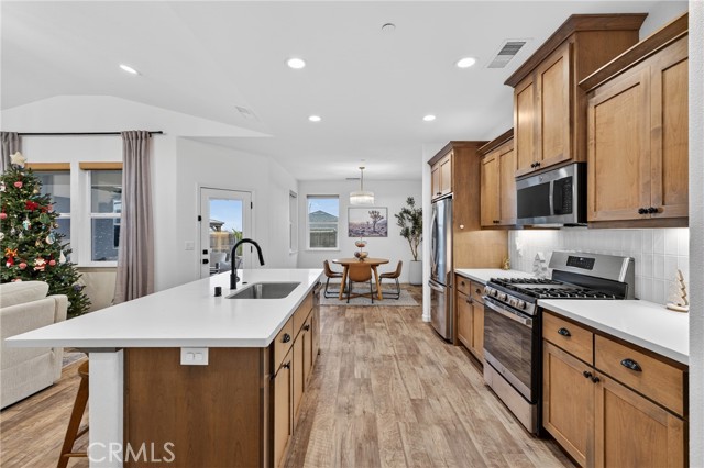 Detail Gallery Image 17 of 53 For 48 Quillstone Loop, Chico,  CA 95928 - 3 Beds | 2 Baths