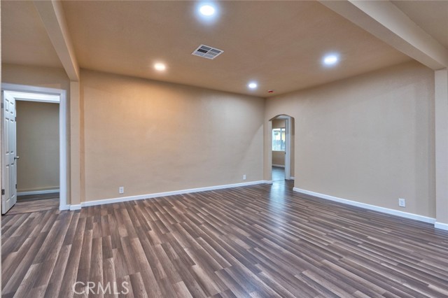 Detail Gallery Image 9 of 38 For 2000 Edwards Ave, Merced,  CA 95340 - 4 Beds | 2 Baths