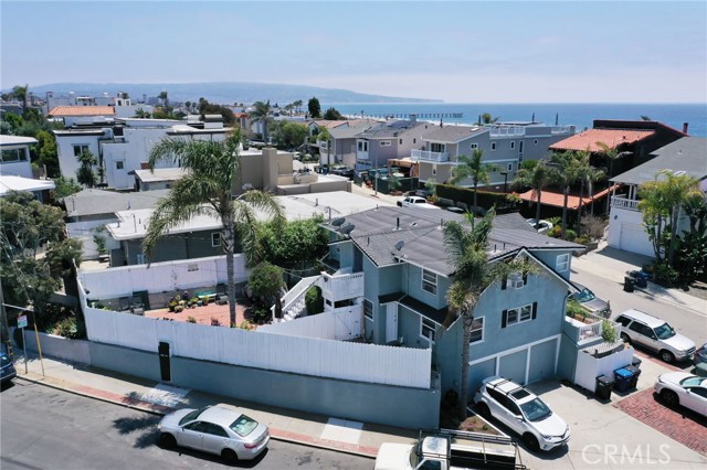 2468 Silverstrand Avenue, Hermosa Beach CA: https://media.crmls.org/medias/9d72ecdb-b721-40e9-860a-dcf8ea83153e.jpg