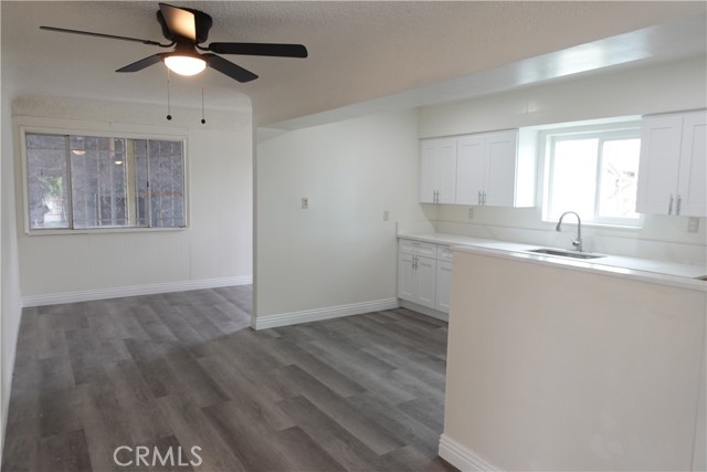 Detail Gallery Image 2 of 8 For 657 E 92nd St, Los Angeles,  CA 90002 - 2 Beds | 1 Baths