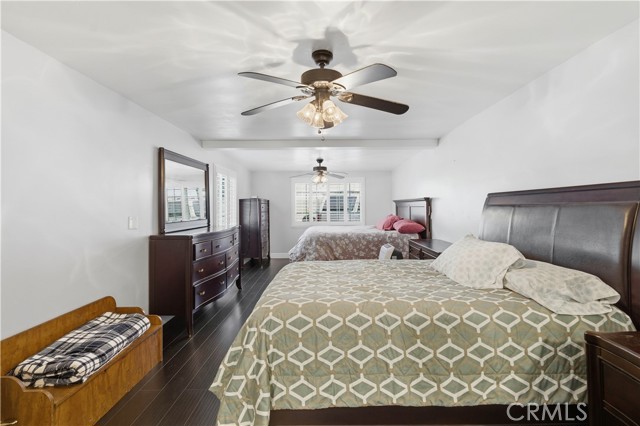 Detail Gallery Image 13 of 43 For 12232 Truesdale, Sun Valley,  CA 91352 - 5 Beds | 4 Baths