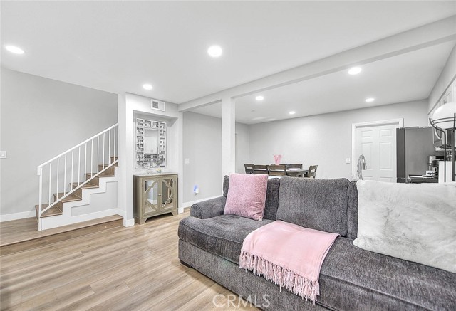 Detail Gallery Image 14 of 65 For 12415 Imperial #41,  Norwalk,  CA 90650 - 2 Beds | 2/1 Baths