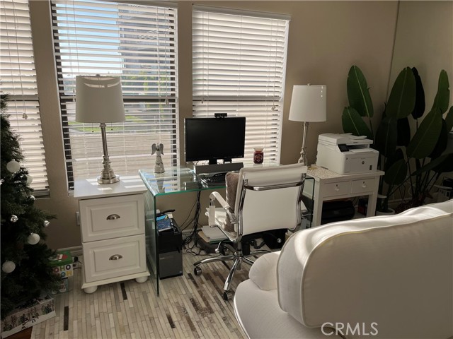 Detail Gallery Image 10 of 42 For 280 Cagney Lane 115, Newport Beach,  CA 92663 - 1 Beds | 1 Baths