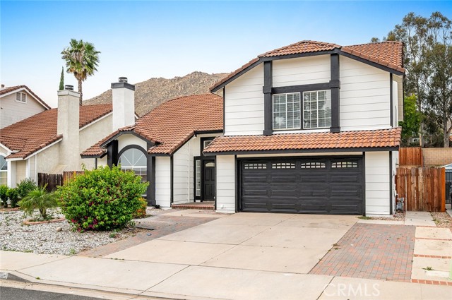 Detail Gallery Image 2 of 45 For 22601 Sheffield Dr, Moreno Valley,  CA 92557 - 5 Beds | 3 Baths