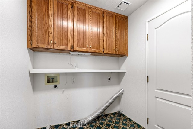 318 Meadowood Drive, Orland CA: https://media.crmls.org/medias/9d76bba4-69ea-4392-b483-67d475a4ea3d.jpg