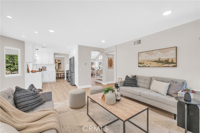 21212 Valleyview Drive, Walnut CA: https://media.crmls.org/medias/9d776f98-d533-47c0-b688-38579b94a9d4.jpg