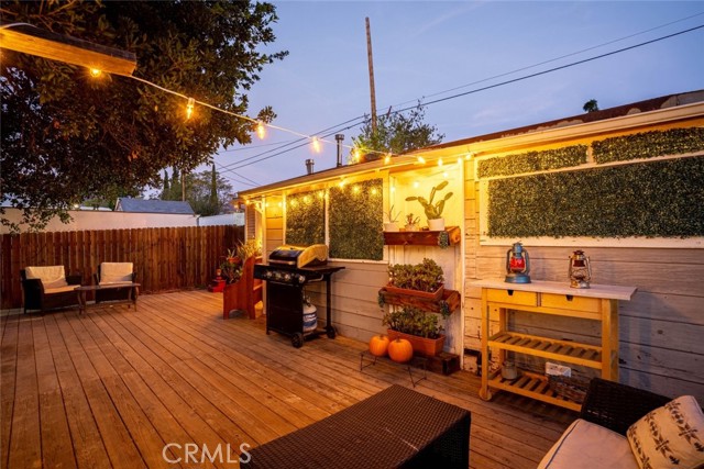 Detail Gallery Image 16 of 29 For 10434 Irma Ave, Tujunga,  CA 91042 - 2 Beds | 1 Baths