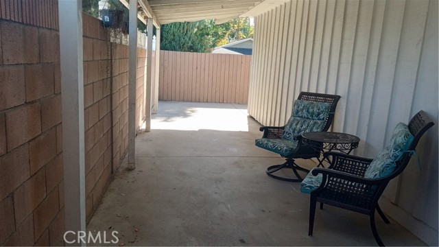 Detail Gallery Image 9 of 10 For 19303 Citronia St Adu,  Northridge,  CA 91324 - 1 Beds | 1 Baths