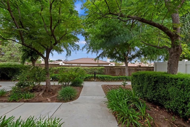 27886 John F Kennedy Drive, Moreno Valley CA: https://media.crmls.org/medias/9d79cd9d-7c40-44ce-b20b-673f956e5562.jpg