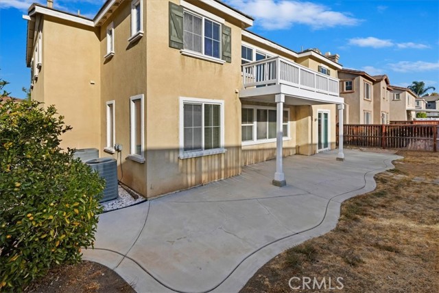 21567 Coral Rock Lane, Wildomar CA: https://media.crmls.org/medias/9d79faf4-b5f4-4b52-bedd-54e1c2101f53.jpg