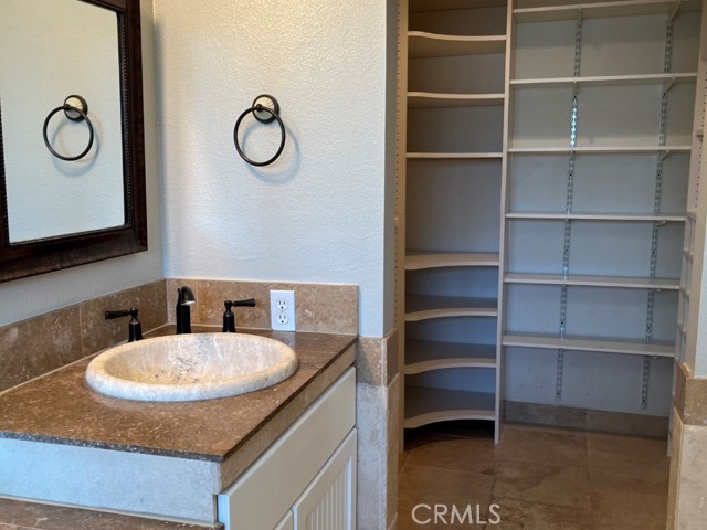 Detail Gallery Image 18 of 31 For 21241 Oakridge Ln, Trabuco Canyon,  CA 92679 - 3 Beds | 2/1 Baths