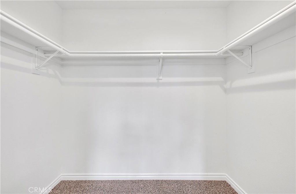 https://media.crmls.org/medias/9d7ba20e-4aba-4dfb-bc0c-da460e951615.jpg?preset=X-Large
