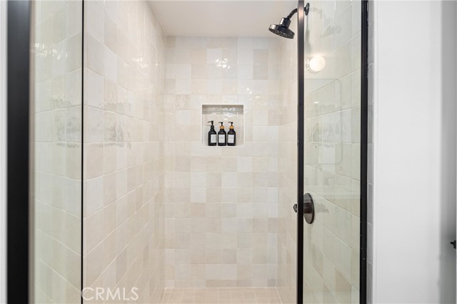 Detail Gallery Image 26 of 38 For 912 Superba Ave, Venice,  CA 90291 - 2 Beds | 2 Baths