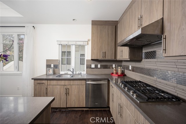 Detail Gallery Image 16 of 31 For 1088 Sunset Bld a,  Arcadia,  CA 91007 - 3 Beds | 3 Baths