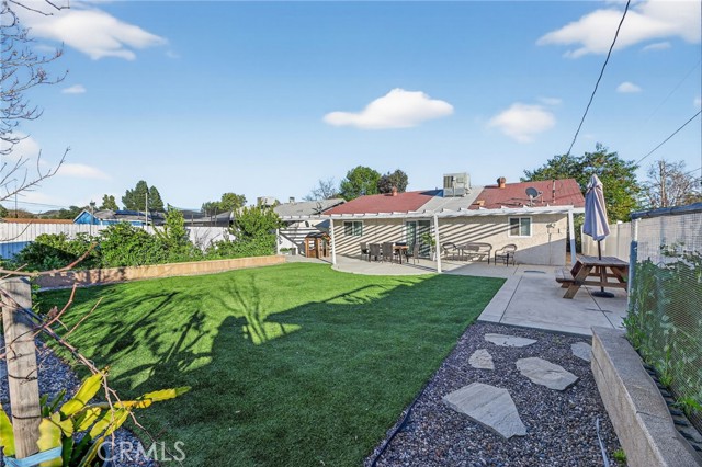 Detail Gallery Image 8 of 33 For 32869 Wildomar Trail, Wildomar,  CA 92595 - 3 Beds | 2 Baths