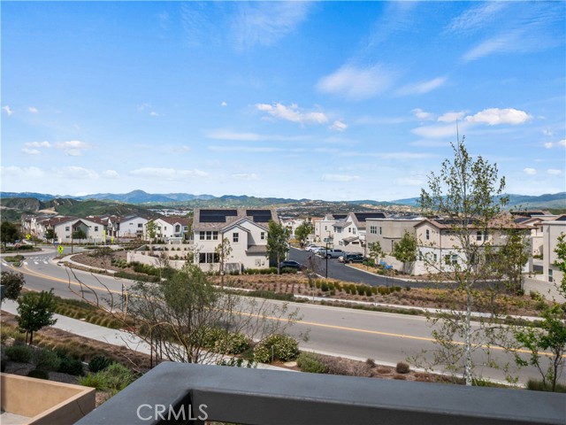 Detail Gallery Image 15 of 43 For 27013 Hummingbird Ln, Valencia,  CA 91381 - 3 Beds | 3 Baths