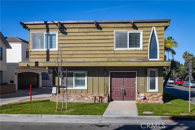 Detail Gallery Image 2 of 13 For 6601 Seashore, Newport Beach,  CA 92663 - 3 Beds | 2 Baths